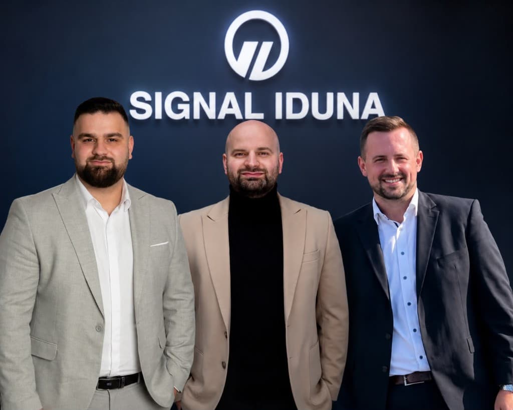 Das Team der Generalagentur Meriton Mustafa in Neumünster